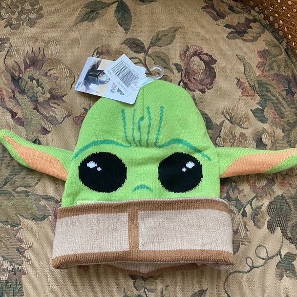 NWT Yoda Hat / Mask 🎃
